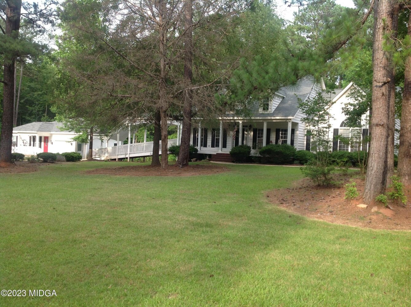 Main listing image